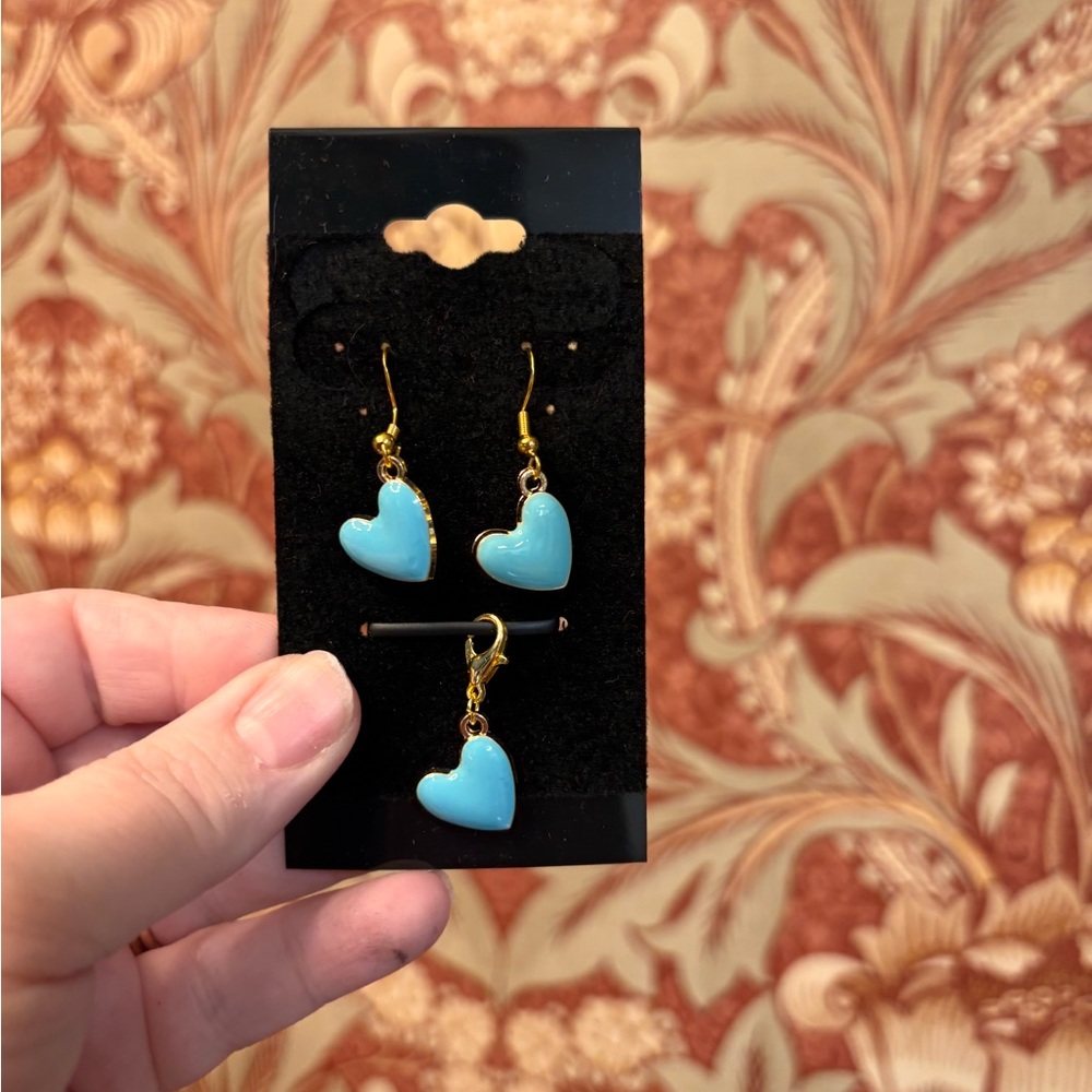 3pc Charming Gold and Blue Heart Earrings w matching charm